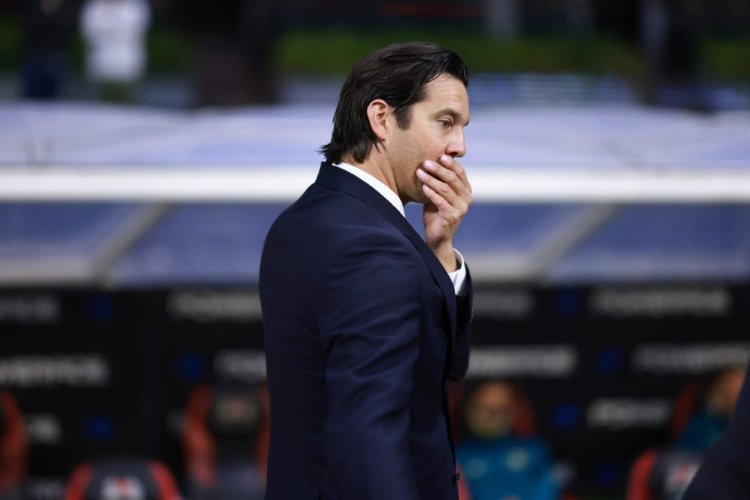 MEXICO CITY, MEXICO - MARCH 01: Santiago Solari, head coach of America during the 8th round match between America and Queretaro as part of the Torneo Grita Mexico C22 Liga MX at Azteca Stadium on March 01, 2022 in Mexico City, Mexico. (Photo by Hector Vivas/Getty Images)