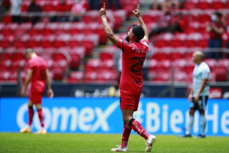Alexis Canelo of Toluca celebrates his goal against Tigres during their Mexican Apertura 2021 tournament at Nemesio Diez stadium in Toluca, state of Mexico, Mexico on August 1, 2021. (Photo by HECTOR HERNANDEZ / AFP) (Photo by HECTOR HERNANDEZ/AFP via Getty Images)