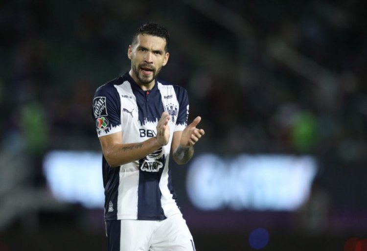 MAZATLAN, MEXICO - OCTOBER 24: Celso Ortiz #16 of Monterrey reacts during the 15th round match between Mazatlan FC and Monterrey as part of the Torneo Guard1anes 2020 Liga MX at Kraken Stadium on October 23, 2020 in Mazatlan, Mexico. (Photo by Sergio Mejia/Getty Images)