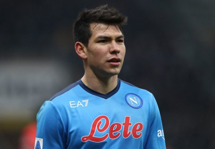 MILAN, ITALY - DECEMBER 19: Hirving Lozano of SSC Napoli looks on during the Serie A match between AC Milan and SSC Napoli at Stadio Giuseppe Meazza on December 19, 2021 in Milan, Italy. (Photo by Marco Luzzani/Getty Images)