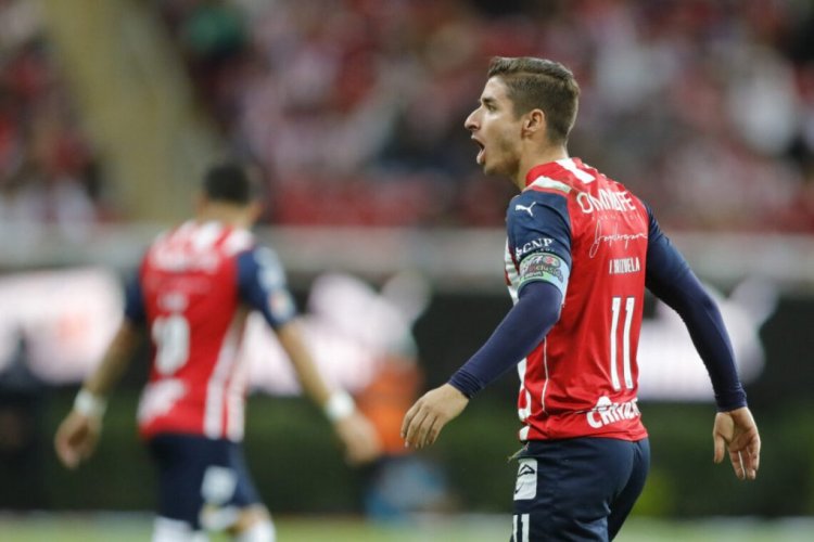 ZAPOPAN, MEXICO - APRIL 13: Isaac Brizuela of Chivas reacts during the 12th round match between Chivas and Monterrey as part of the Torneo Grita Mexico C22 Liga MX at Akron Stadium on April 13, 2022 in Zapopan, Mexico. (Photo by Refugio Ruiz/Getty Images)