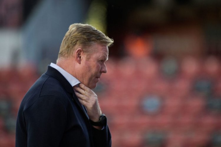 Barcelona's Dutch coach Ronald Koeman gestures during the start of the Spanish League football match between Rayo Vallecano de Madrid and FC Barcelona at the Vallecas stadium in Madrid on October 27, 2021. - Ronald Koeman has been sacked as Barcelona coach, on October 27, 2021 after a torrid 14 months, with legendary midfielder Xavi Hernandez the strong favourite to replace him. (Photo by OSCAR DEL POZO / AFP) (Photo by OSCAR DEL POZO/AFP via Getty Images)
