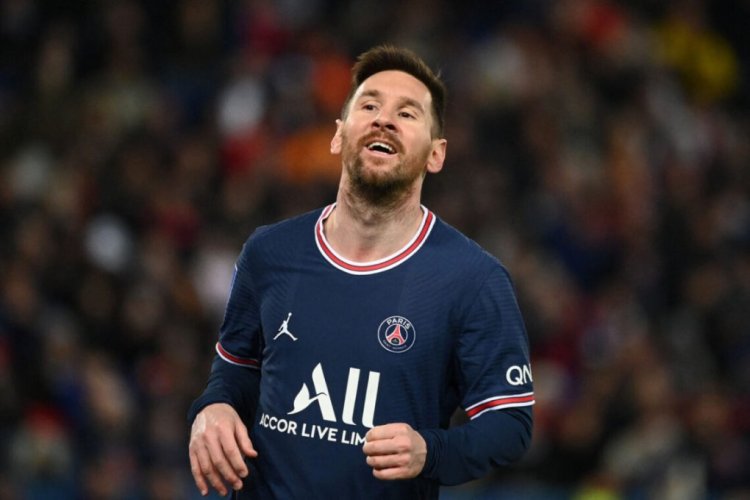 Paris Saint-Germain's Argentinian forward Lionel Messi reacts after missing an opportunity to score a goal during the French L1 football match between Paris Saint-Germain (PSG) and FC Lorient at the Parc des Princes stadium in Paris on April 3, 2022. (Photo by FRANCK FIFE / AFP) (Photo by FRANCK FIFE/AFP via Getty Images)