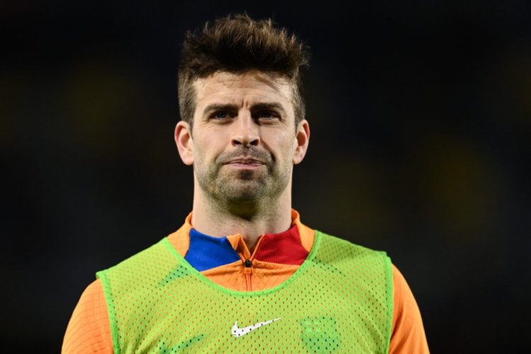 BARCELONA, SPAIN - MARCH 13: Gerard Pique of FC Barcelona looks on prior to the LaLiga Santander match between FC Barcelona and CA Osasuna at Camp Nou on March 13, 2022 in Barcelona, Spain. (Photo by David Ramos/Getty Images)