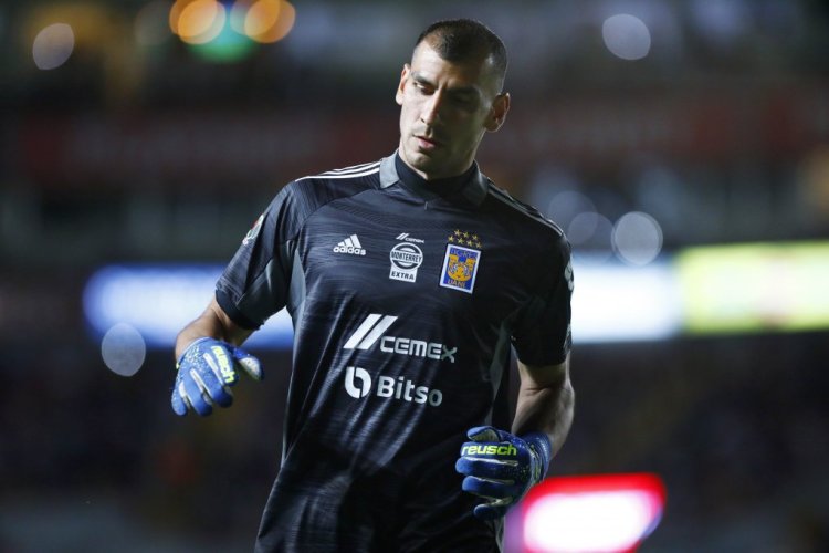 AGUASCALIENTES, MEXICO - APRIL 19: Nahuel Guzman goalkeeper of Tigres UANL looks on during the 15th round match between Necaxa and Tigres UANL as part of te Torneo Grita Mexico C22 Liga MX at Victoria Stadium on April 19, 2022 in Aguascalientes, Mexico. (Photo by Leopoldo Smith/Getty Images)