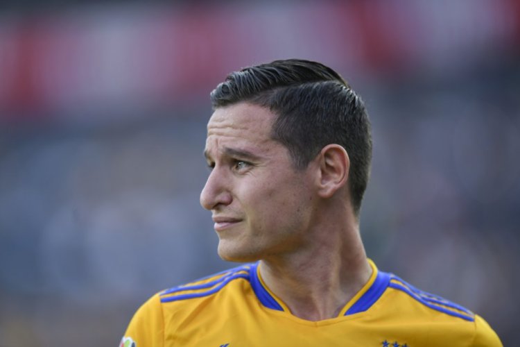 MONTERREY, MEXICO - APRIL 16: Florian Thauvin of Tigres looks on during the 14th round match between Tigres UANL v Toluca as part of the Torneo Grita Mexico C22 Liga MX at Universitario Stadium on April 16, 2022 in Monterrey, Mexico. (Photo by Azael Rodriguez/Getty Images)