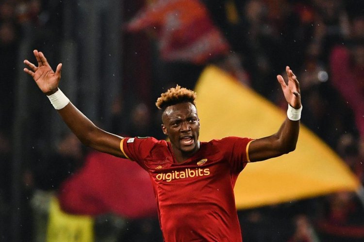 Roma's British forward Tammy Abraham celebrates after opening the scoring during the UEFA Conference League semi-final second leg football match between AS Roma and Leicester City at The Olympic Stadium in Rome, on May 5, 2022. (Photo by Isabella BONOTTO / AFP) (Photo by ISABELLA BONOTTO/AFP via Getty Images)