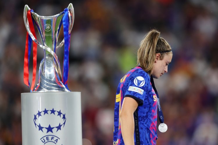 TURIN, ITALY - MAY 21: Alexia Putellas of FC Barcelona looks dejected following their sides defeat in the UEFA Women's Champions League final match between FC Barcelona and Olympique Lyonnais at Juventus Stadium on May 21, 2022 in Turin, Italy. (Photo by Maja Hitij/Getty Images)
