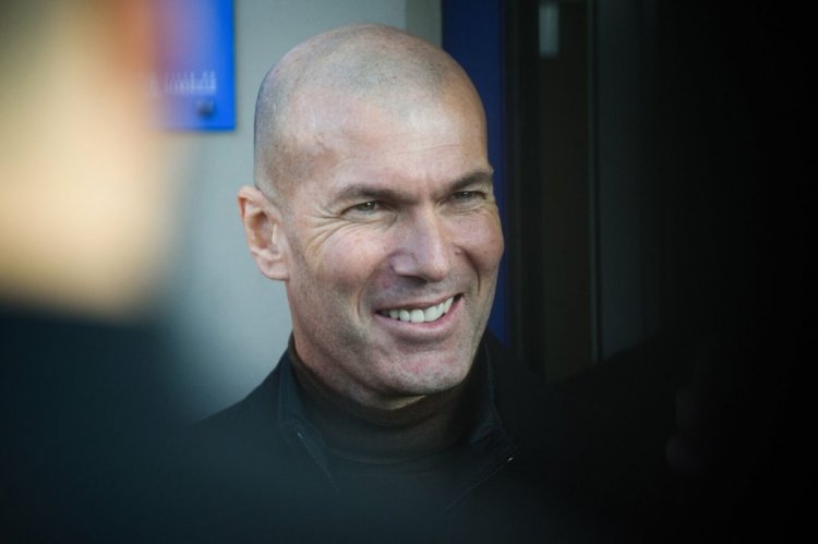 French football coach and former footballer Zinedine Zidane attends the inauguration of a digital health center in La Castellane neighbourhood in Marseille, southern France, on February 11, 2022. (Photo by CLEMENT MAHOUDEAU / AFP) (Photo by CLEMENT MAHOUDEAU/AFP via Getty Images)