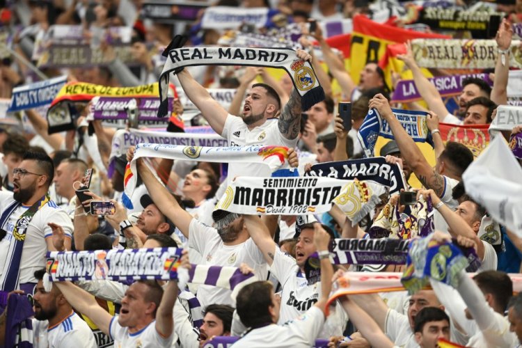 PARIS, FRANCE - MAY 28: Real Madrid fans show their support prior to the UEFA Champions League final match between Liverpool FC and Real Madrid at Stade de France on May 28, 2022 in Paris, France. (Photo by David Ramos/Getty Images)