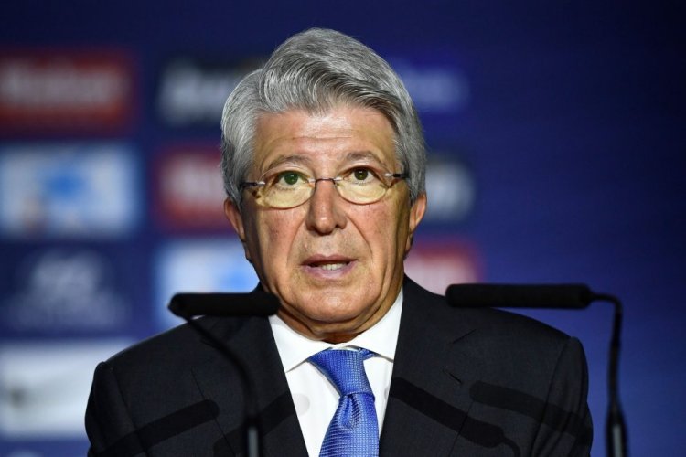 Atletico Madrid's president Enrique Cerezo talks to the press during the official prensentacion of the club´s new Serbian forward Ivan Saponjic at the Wanda Metropolitano stadium in Madrid on July 12, 2019. (Photo by OSCAR DEL POZO / AFP)        (Photo credit should read OSCAR DEL POZO/AFP via Getty Images)