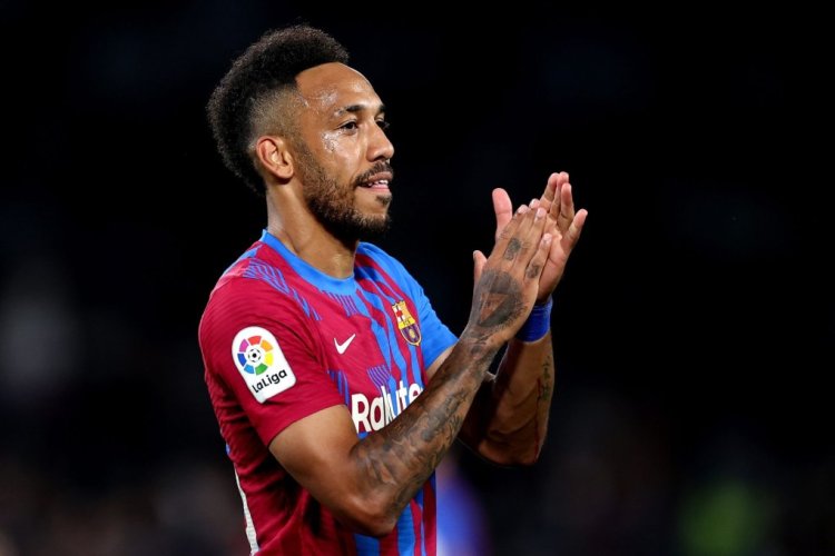 SYDNEY, AUSTRALIA - MAY 25: Pierre-Emerick Aubameyang of FC Barcelona gestures towards the crowd at full time during the match between FC Barcelona and the A-League All Stars at Accor Stadium on May 25, 2022 in Sydney, Australia. (Photo by Brendon Thorne/Getty Images)