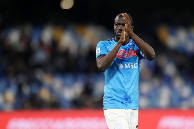 NAPLES, ITALY - APRIL 18: Kalidou Koulibaly of SSC Napoli during the Serie A match between SSC Napoli and AS Roma at Stadio Diego Armando Maradona on April 18, 2022 in Naples, Italy. (Photo by Francesco Pecoraro/Getty Images)
