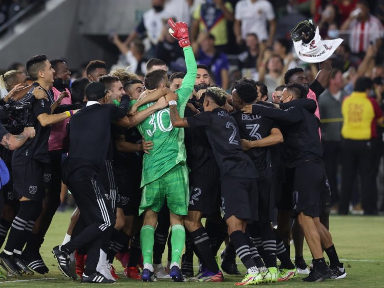 LOS ANGELES, CALIFORNIA - AUGUST 25:  The MLS All-Stars celebrate against the Liga MX All-Stars after winning a shootout during the 2021 MLS All-Star game at Banc of California Stadium on August 25, 2021 in Los Angeles, California. (Photo by Ronald Martinez/Getty Images)