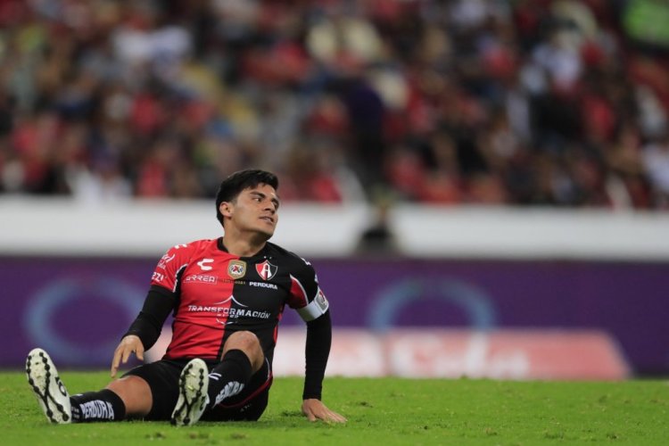 GUADALAJARA, MEXICO - FEBRUARY 20: Aldo Rocha of Atlas reacts during the 6th round match between Atlas and Pumas UNAM as part of the Torneo Grita Mexico C22 Liga MX at Jalisco Stadium on February 20, 2022 in Guadalajara, Mexico. (Photo by Refugio Ruiz/Getty Images)