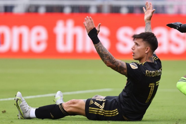 FORT LAUDERDALE, FLORIDA - MARCH 12: Brian Rodríguez #17 of Los Angeles FC reacts after a shot on goal against Inter Miami CF during the second half at DRV PNK Stadium on March 12, 2022 in Fort Lauderdale, Florida. (Photo by Michael Reaves/Getty Images)