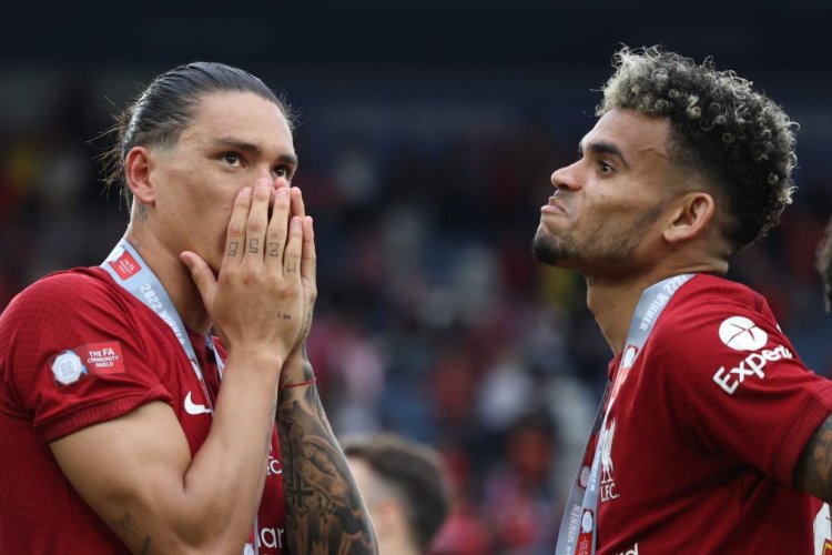 LEICESTER, ENGLAND - JULY 30:  Darwin Nunez and Luis Diaz of Liverpool during the The FA Community Shield at The King Power Stadium on July 30, 2022 in Leicester, England. (Photo by Marc Atkins/Getty Images)