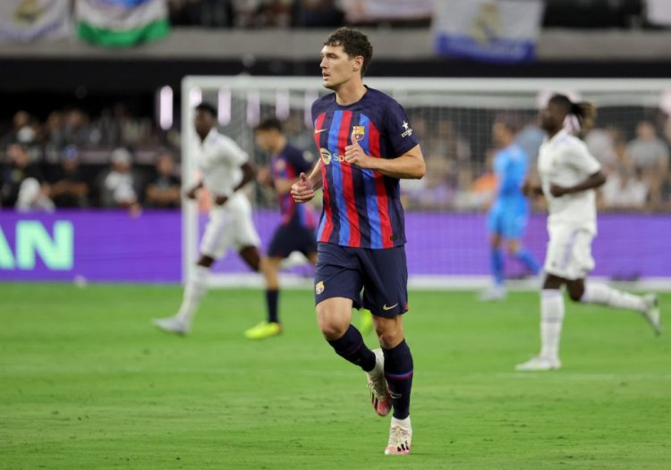 LAS VEGAS, NEVADA - JULY 23: Andreas Christensen #15 of Barcelona runs on the pitch during a preseason friendly match against Real Madrid at Allegiant Stadium on July 23, 2022 in Las Vegas, Nevada. Barcelona defeated Real Madrid 1-0. (Photo by Ethan Miller/Getty Images)