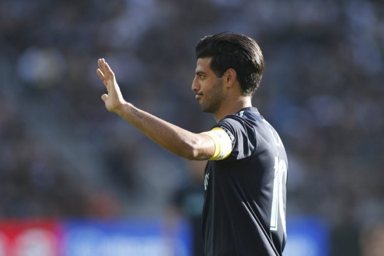 LOS ANGELES, CALIFORNIA - APRIL 21:   Carlos Vela #10 of Los Angeles FC looks on during a game against the Seattle Sounders at Banc of California Stadium on April 21, 2019 in Los Angeles, California. (Photo by Katharine Lotze/Getty Images)