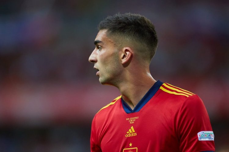 MALAGA, SPAIN - JUNE 12: Ferran Torres of Spain looks on during the UEFA Nations League League A Group 2 match between Spain and Czech Republic at La Rosaleda Stadium on June 12, 2022 in Malaga, Spain. (Photo by Fran Santiago/Getty Images)