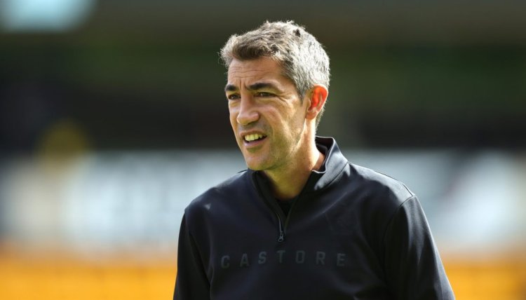 WOLVERHAMPTON, ENGLAND - AUGUST 28:  Bruno Lage, the manager of Wolverhampton Wanderers looks on during the Premier League match between Wolverhampton Wanderers and Newcastle United at Molineux on August 28, 2022 in Wolverhampton, England. (Photo by David Rogers/Getty Images)