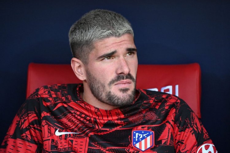 Atletico Madrid's Argentinian midfielder Rodrigo De Paul is pictured on the bench prior to the start of the Spanish League football match between Club Atletico de Madrid and Girona FC at the Wanda Metropolitano stadium in Madrid on October 8, 2022. (Photo by PIERRE-PHILIPPE MARCOU / AFP) (Photo by PIERRE-PHILIPPE MARCOU/AFP via Getty Images)