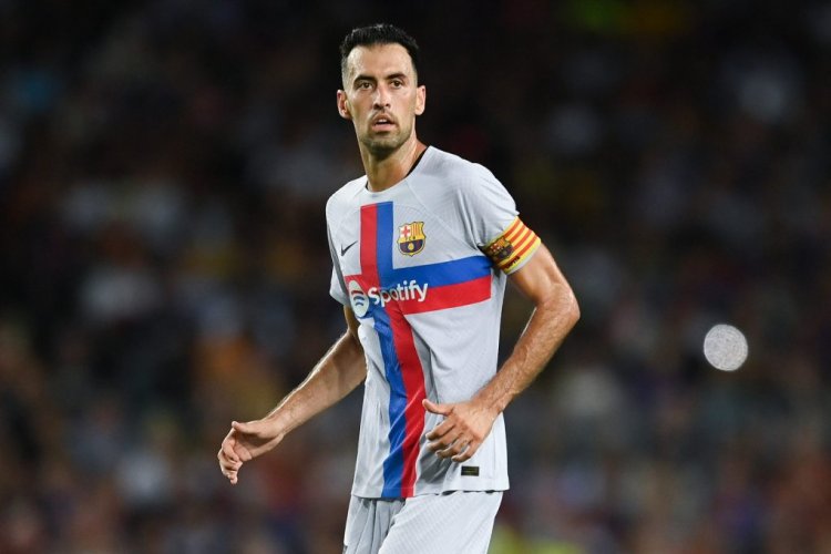 BARCELONA, SPAIN - AUGUST 24: Sergio Busquets of FC Barcelona looks on during the friendly match between FC Barcelona and Manchester City at Camp Nou on August 24, 2022 in Barcelona, Spain. (Photo by David Ramos/Getty Images)