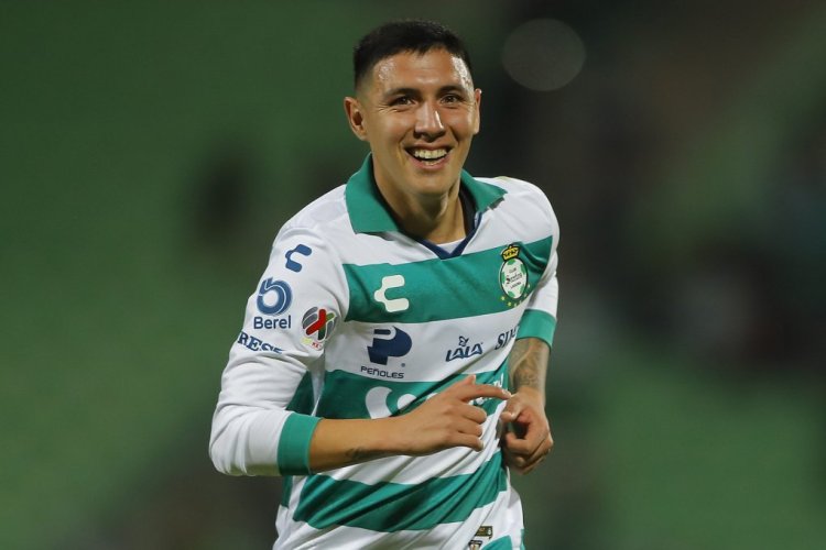 TORREON, MEXICO - MARCH 13: Leonardo Suarez of Santos smiles during the 10th round match between Santos Laguna and Club Tijuana as part of the Torneo Grita Mexico C22 Liga MX at Corona Stadium on March 13, 2022 in Torreon, Mexico. (Photo by Manuel Guadarrama/Getty Images)
