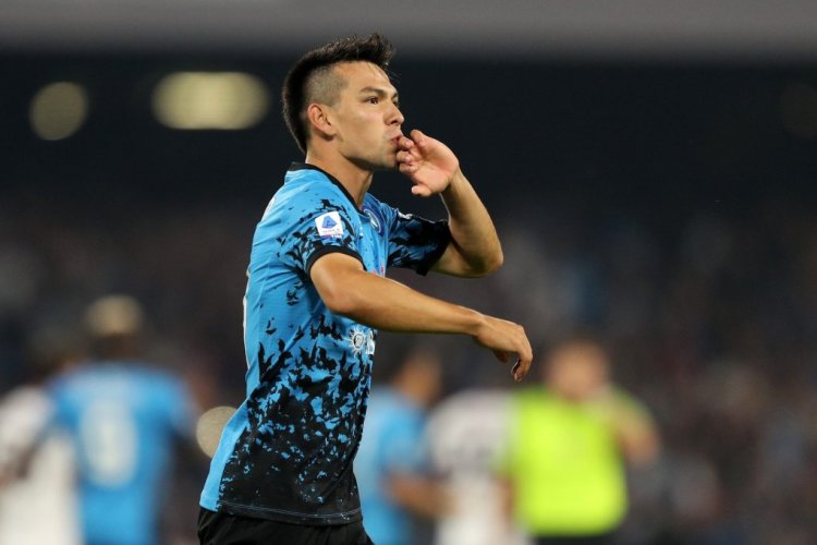 NAPLES, ITALY - OCTOBER 16: Hirving Lozano of SSC Napoli celebrates after scoring a goal to make the score 2-1 during the Serie A match between SSC Napoli and Bologna FC at Stadio Diego Armando Maradona on October 16, 2022 in Naples, Italy. (Photo by Francesco Pecoraro/Getty Images)