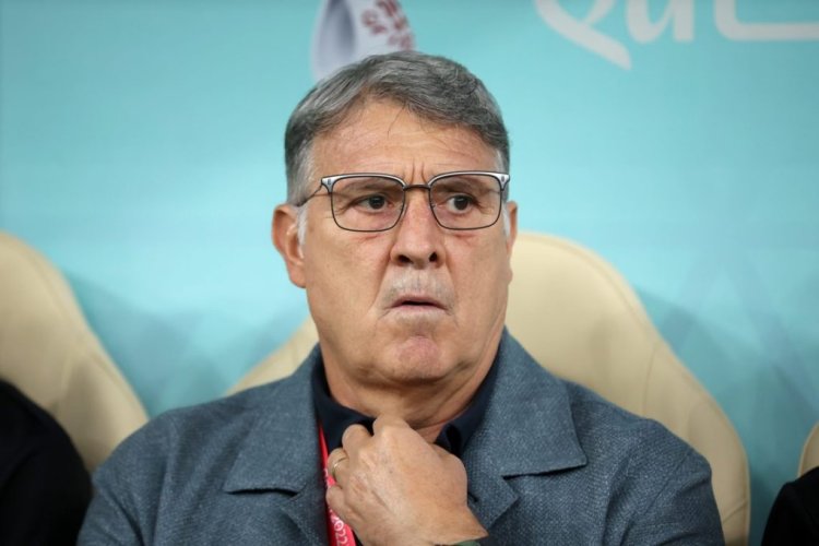 LUSAIL CITY, QATAR - NOVEMBER 26: Gerardo Martino, Head Coach of Mexico, looks on prior to the FIFA World Cup Qatar 2022 Group C match between Argentina and Mexico at Lusail Stadium on November 26, 2022 in Lusail City, Qatar. (Photo by Alex Grimm/Getty Images)