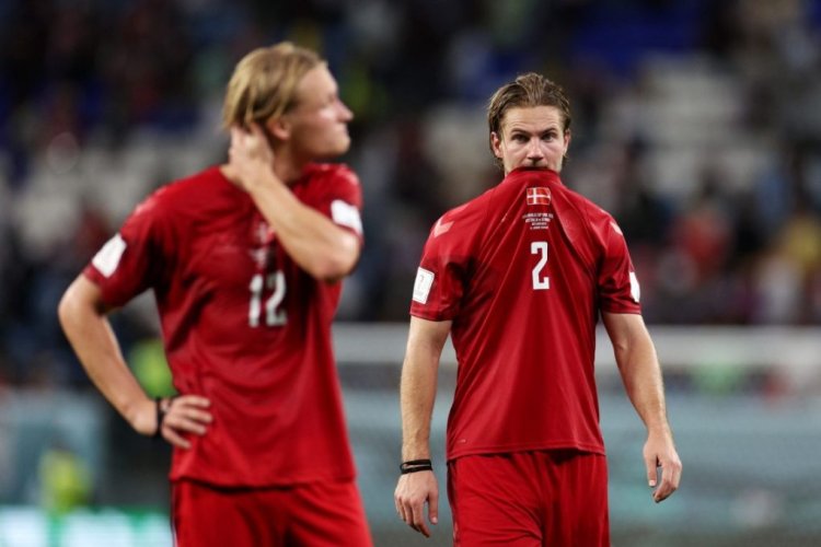 AL WAKRAH, QATAR - NOVEMBER 30: Joachim Andersen of Denmark shows dejection after the 0-1 defeat in the FIFA World Cup Qatar 2022 Group D match between Australia and Denmark at Al Janoub Stadium on November 30, 2022 in Al Wakrah, Qatar. (Photo by Dean Mouhtaropoulos/Getty Images)
