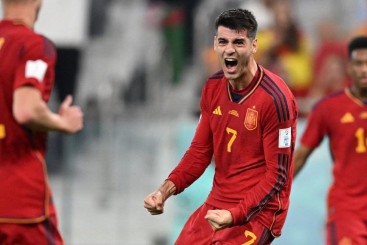 Spain's forward #07 Alvaro Morata reacts after scoring his team's seventh goal during the Qatar 2022 World Cup Group E football match between Spain and Costa Rica at the Al-Thumama Stadium in Doha on November 23, 2022. (Photo by Raul ARBOLEDA / AFP) (Photo by RAUL ARBOLEDA/AFP via Getty Images)