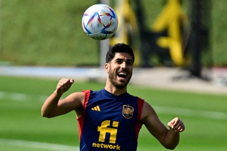 Spain's forward Marco Asensio attends a training session at the Qatar University training site in Doha on November 19, 2022, ahead of the Qatar 2022 World Cup football tournament. (Photo by JAVIER SORIANO / AFP) (Photo by JAVIER SORIANO/AFP via Getty Images)
