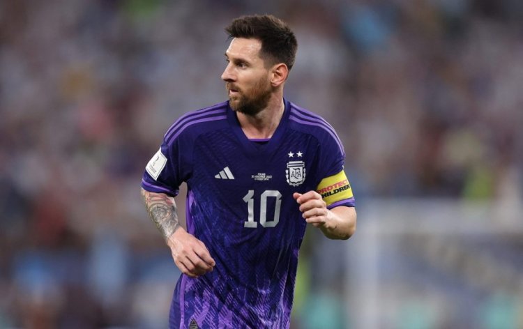 DOHA, QATAR - NOVEMBER 30:  Lionel Messi of Argentina during the FIFA World Cup Qatar 2022 Group C match between Poland and Argentina at Stadium 974 on November 30, 2022 in Doha, Qatar. (Photo by Julian Finney/Getty Images)