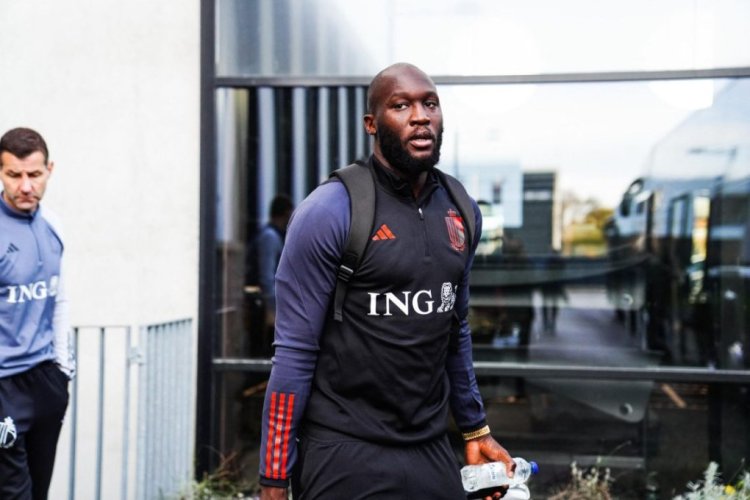 ATTENTION EDITORS - HAND OUT PICTURES - EDITORIAL USE WITH STORY ON RED DEVILS DEPARTURE TO WORLD CUP 2022 ONLY - MANDATORY CREDIT RBFA

Hand out pictures released on Tuesday 15 November 2022, by The Belgian Football Association shows Belgium's Romelu Lukaku pictured at the departure of the Red Devils from the Proximus Basecamp in Tubize to Brussels Airport, ahead of the FIFA 2022 World Cup in Qatar. The Red Devils fly to Kuwait, where they will prepare for the World Cup.
 HAND OUT - RBFA (Photo by HAND OUT - RBFA / BELGA MAG / Belga via AFP) (Photo by HAND OUT - RBFA/BELGA MAG/AFP via Getty Images)