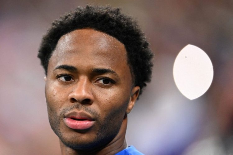 England's forward #10 Raheem Sterling attends the Qatar 2022 World Cup Group B football match between England and USA at the Al-Bayt Stadium in Al Khor, north of Doha on November 25, 2022. (Photo by Kirill KUDRYAVTSEV / AFP) (Photo by KIRILL KUDRYAVTSEV/AFP via Getty Images)