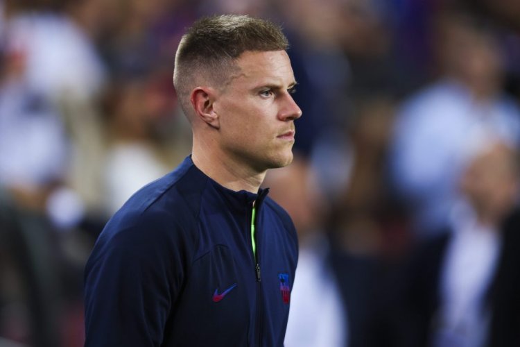 BARCELONA, SPAIN - OCTOBER 12: Marc Andre Ter Stegen of FC Barcelona looks on during the UEFA Champions League group C match between FC Barcelona and FC Internazionale at Spotify Camp Nou on October 12, 2022 in Barcelona, Spain. (Photo by Eric Alonso/Getty Images)