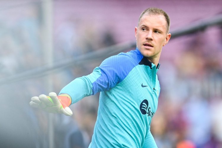 BARCELONA, SPAIN - AUGUST 28: Marc-Andre ter Stegen of FC Barcelona looks on during the warm up prior to the La Liga Santander match between FC Barcelona and Real Valladolid CF at Camp Nou on August 28, 2022 in Barcelona, Spain. (Photo by David Ramos/Getty Images)