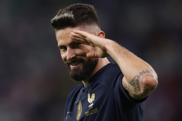 DOHA, QATAR - DECEMBER 04: Olivier Giroud of France celebrates after scoring the team's first goal during the FIFA World Cup Qatar 2022 Round of 16 match between France and Poland at Al Thumama Stadium on December 04, 2022 in Doha, Qatar. (Photo by Alex Grimm/Getty Images)
