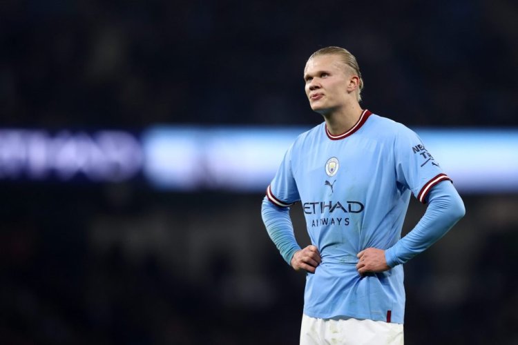 MANCHESTER, ENGLAND - DECEMBER 22: Erling Haaland of Manchester City in action during the Carabao Cup Fourth Round match between Manchester City and Liverpool at Etihad Stadium on December 22, 2022 in Manchester, England. (Photo by Naomi Baker/Getty Images)