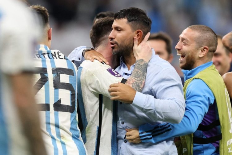 LUSAIL CITY, QATAR - DECEMBER 09: Former Argentine player Sergio Aguero congratulates Lionel Messi of Argentina after the team's victory in the penalty shoot out  during the FIFA World Cup Qatar 2022 quarter final match between Netherlands and Argentina at Lusail Stadium on December 09, 2022 in Lusail City, Qatar. (Photo by Clive Brunskill/Getty Images)