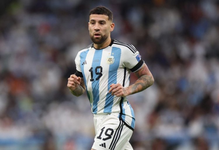 LUSAIL CITY, QATAR - DECEMBER 09: Nicolas Otamendi of Argentina  during the FIFA World Cup Qatar 2022 quarter final match between Netherlands and Argentina at Lusail Stadium on December 09, 2022 in Lusail City, Qatar. (Photo by Catherine Ivill/Getty Images)