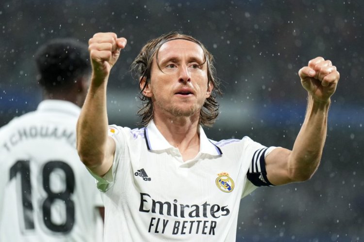 MADRID, SPAIN - OCTOBER 22: Luka Modric of Real Madrid celebrates after scoring their team's first goal during the LaLiga Santander match between Real Madrid CF and Sevilla FC at Estadio Santiago Bernabeu on October 22, 2022 in Madrid, Spain. (Photo by Angel Martinez/Getty Images)