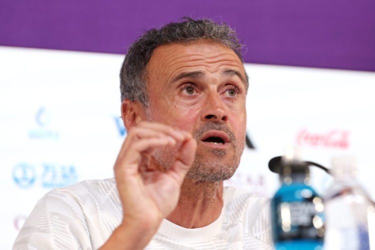DOHA, QATAR - DECEMBER 05:  Luis Enrique, Head Coach of Spain talks during Spain Press Conference on match day -1 at main media center on December 05, 2022 in Doha, Qatar. (Photo by Alexander Hassenstein/Getty Images)