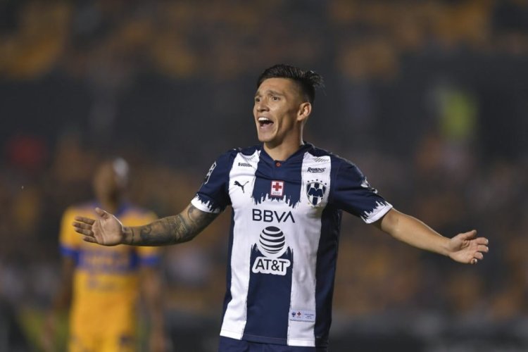 MONTERREY, MEXICO - APRIL 24: Claudio Kranevitter #5 of Monterrey gestures during the 16th round match between Tigres UANL and Monterrey as part of the Torneo Guard1anes 2021 Liga MX at Universitario Stadium on April 24, 2021 in Monterrey, Mexico. (Photo by Azael Rodriguez/Getty Images)