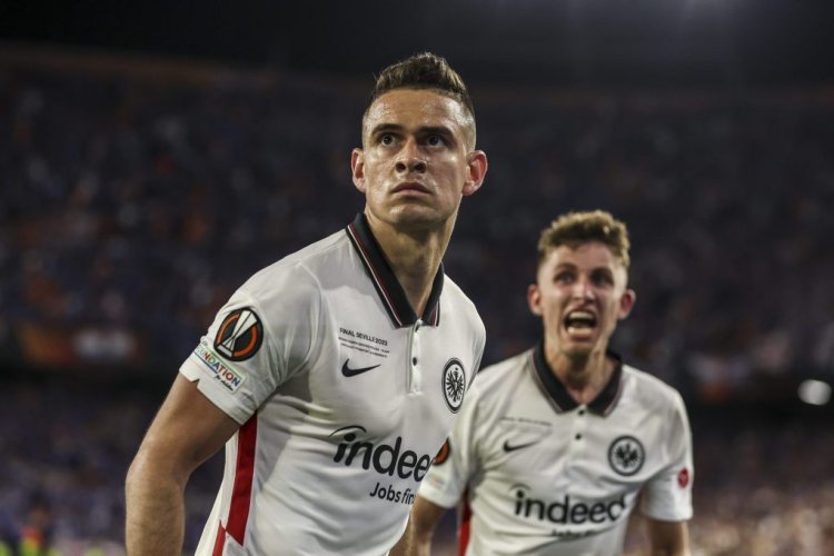 SEVILLE, SPAIN - MAY 18: Rafael Santos Borre of Eintracht Frankfurt celebrates after scoring their team's first goal during the UEFA Europa League final match between Eintracht Frankfurt and Rangers FC at Estadio Ramon Sanchez Pizjuan on May 18, 2022 in Seville, Spain. (Photo by Maja Hitij/Getty Images)