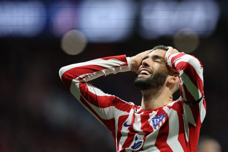 Atletico Madrid's Belgian midfielder Yannick Ferreira-Carrasco reacts to a missed chance during the Spanish League football match between Club Atletico de Madrid and Elche CF at the Wanda Metropolitano stadium in Madrid on December 29, 2022. (Photo by Pierre-Philippe Marcou / AFP) (Photo by PIERRE-PHILIPPE MARCOU/AFP via Getty Images)