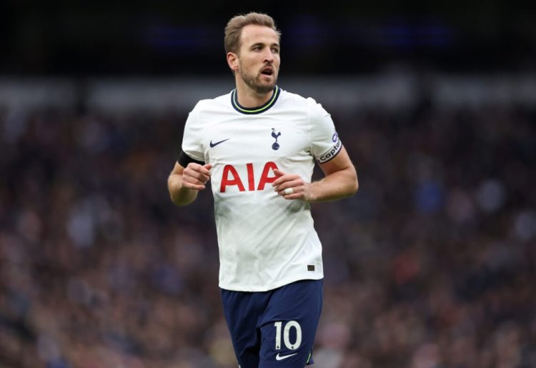 LONDON, ENGLAND - JANUARY 07:  Harry Kane of Tottenham Hotspurs in action during the Emirates FA Cup third round matcvh between Tottenham Hotspurs and Portsmouth at Tottenham Hotspur Stadium on January 07, 2023 in London, England. (Photo by Julian Finney/Getty Images)